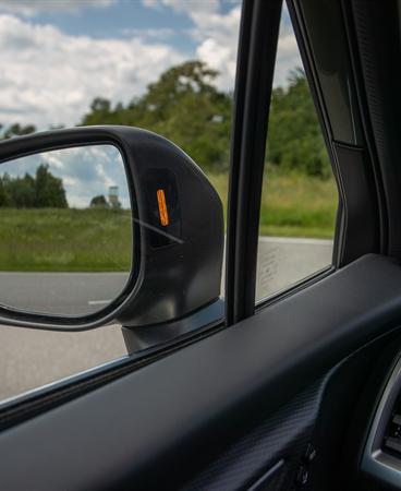 Forester e-BOXER_high-049-23591